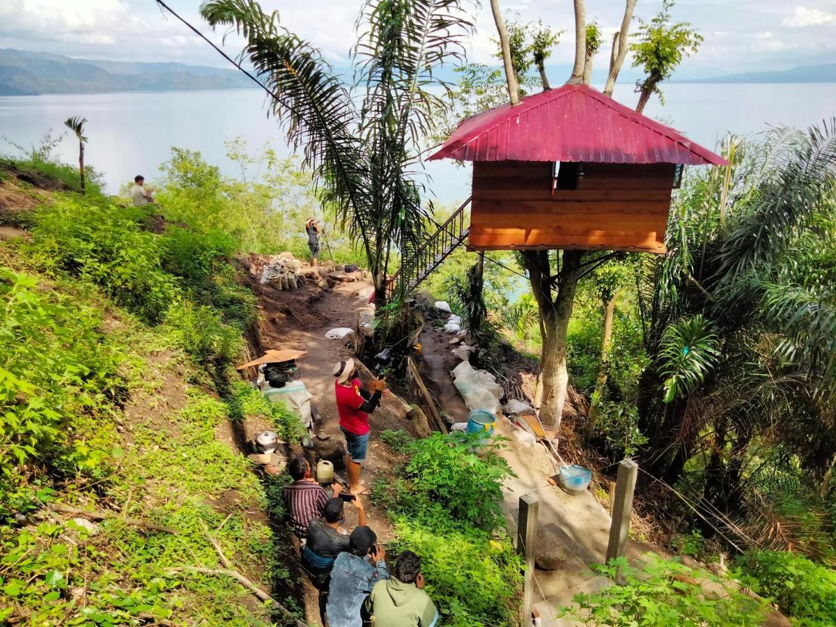 Pondok Berata Dapdap Balige Esterno foto